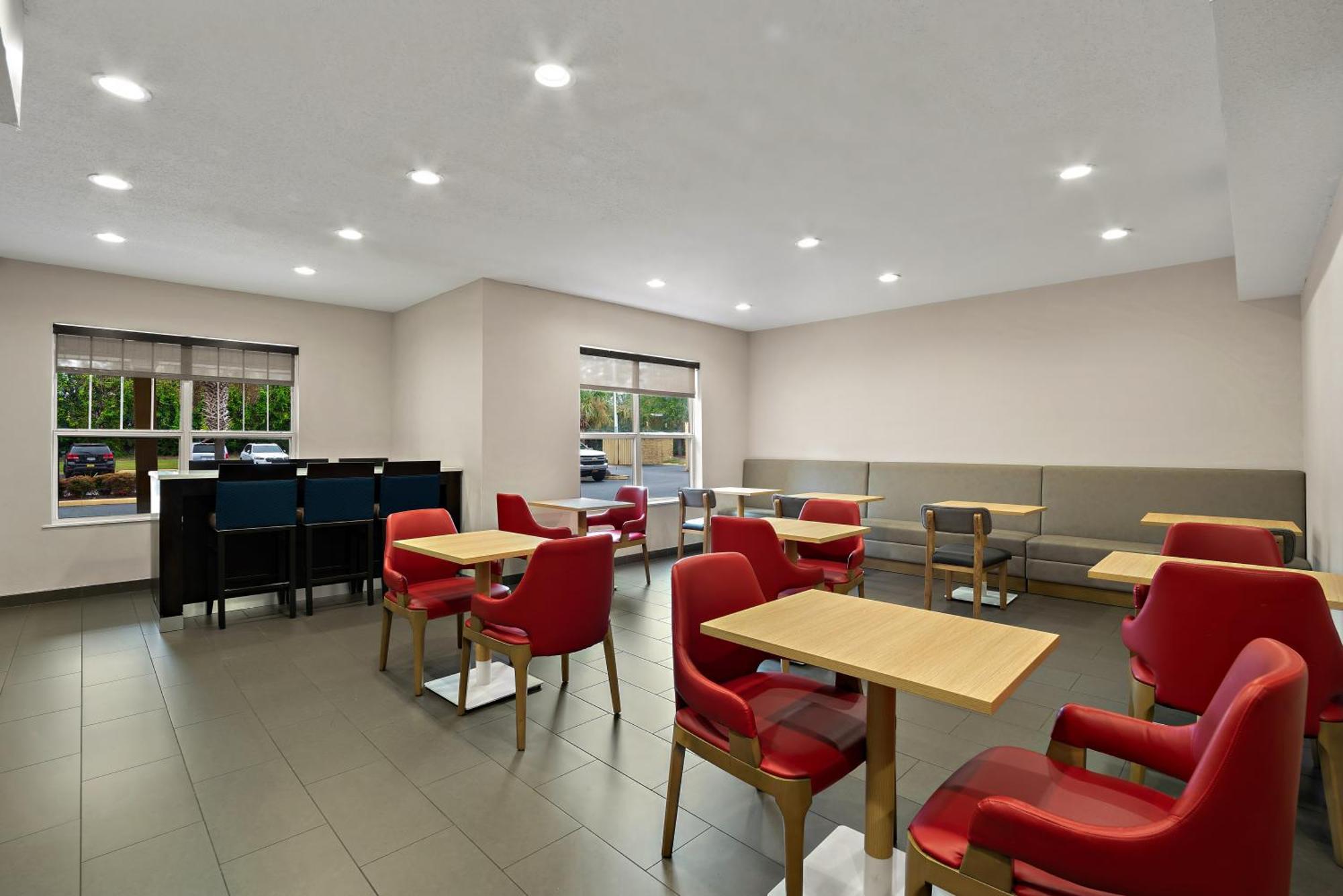 Comfort Inn & Suites Santee I-95 Dış mekan fotoğraf