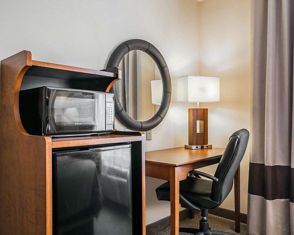 Comfort Inn & Suites Santee I-95 Oda fotoğraf