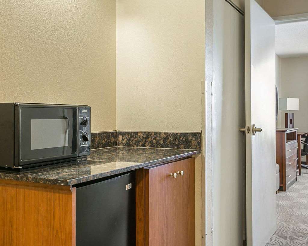 Comfort Inn & Suites Santee I-95 Oda fotoğraf