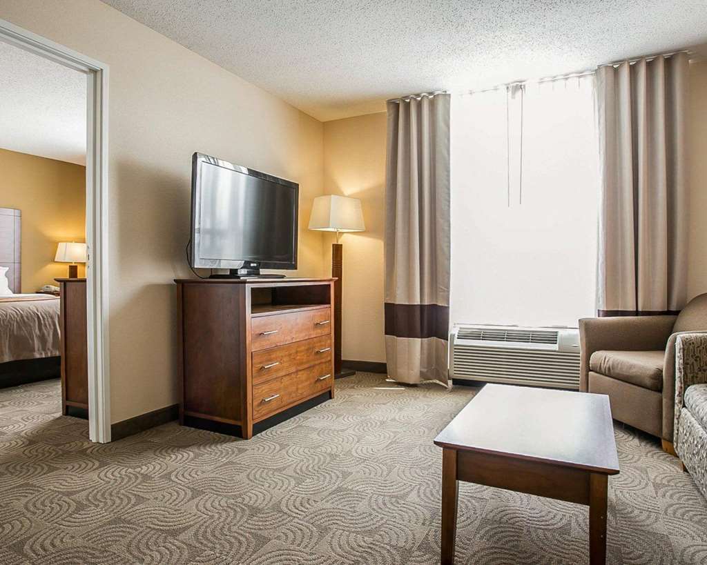 Comfort Inn & Suites Santee I-95 Oda fotoğraf